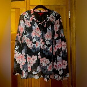 Women’s dress/office top